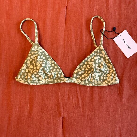 Matteau Petite Triangle Top Spring Daisy Green Yellow Size US 4 C/D Cup NWT - Picture 2 of 13